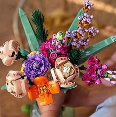 Flower Bouquet Building Block Set – 754 Pieces